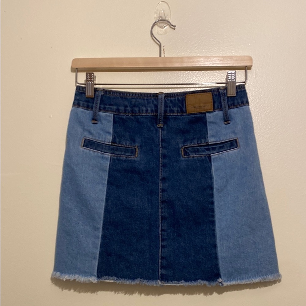 American Eagle Denim Patchwork Skirt. Size 00 - Picture 2 of 7